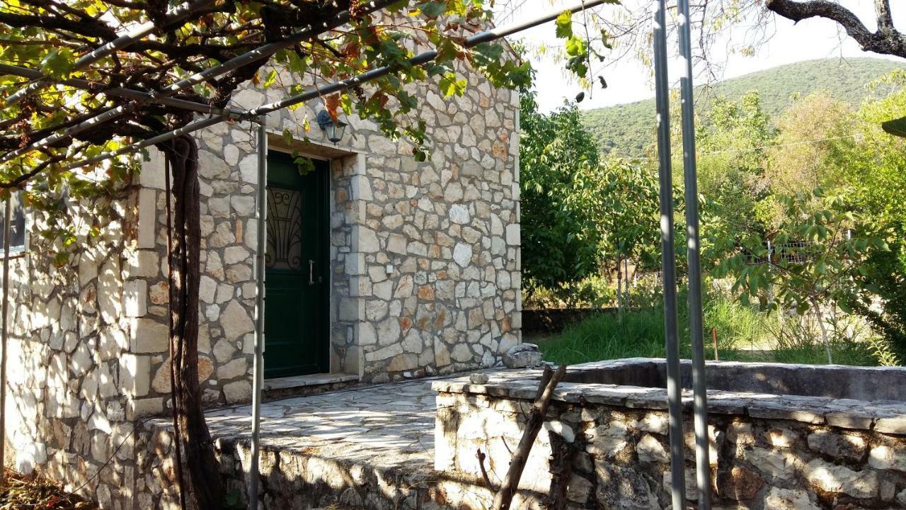 Villa The Stone House-Zacharatos Nikolaos Pouláta Exterior foto
